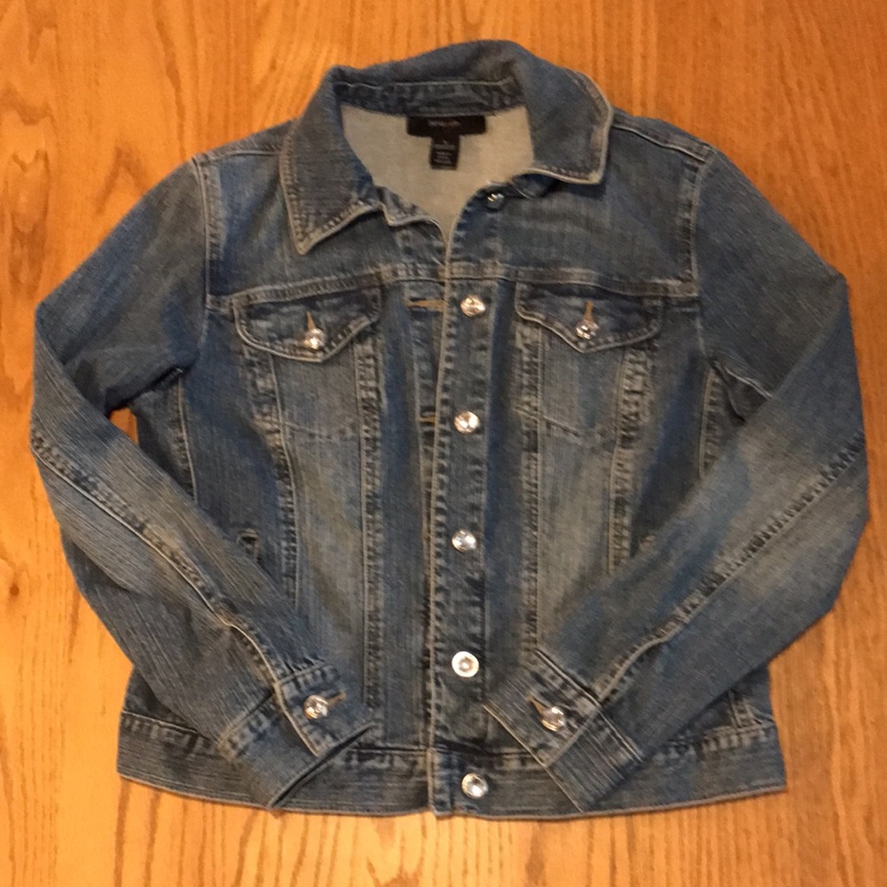 Style & co. Denim jacket with bling buttons - Picture 2 of 3